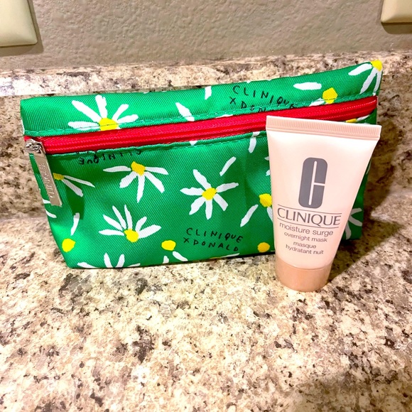 Clinique Other - Clinique Moisture Surge overnight mask